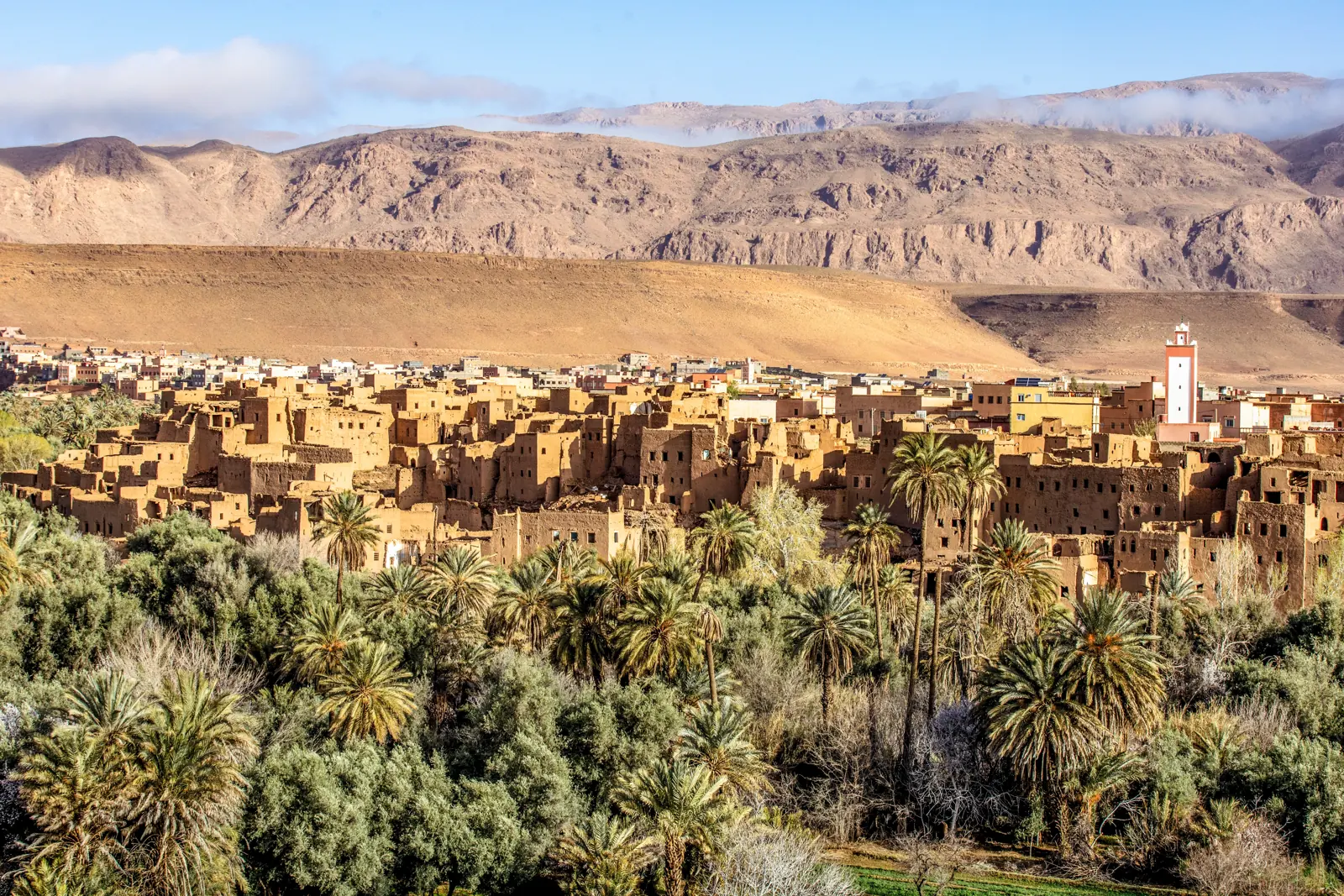 Tour de 10 dias saindo de Fez: deserto, kasbahs e Marrakech