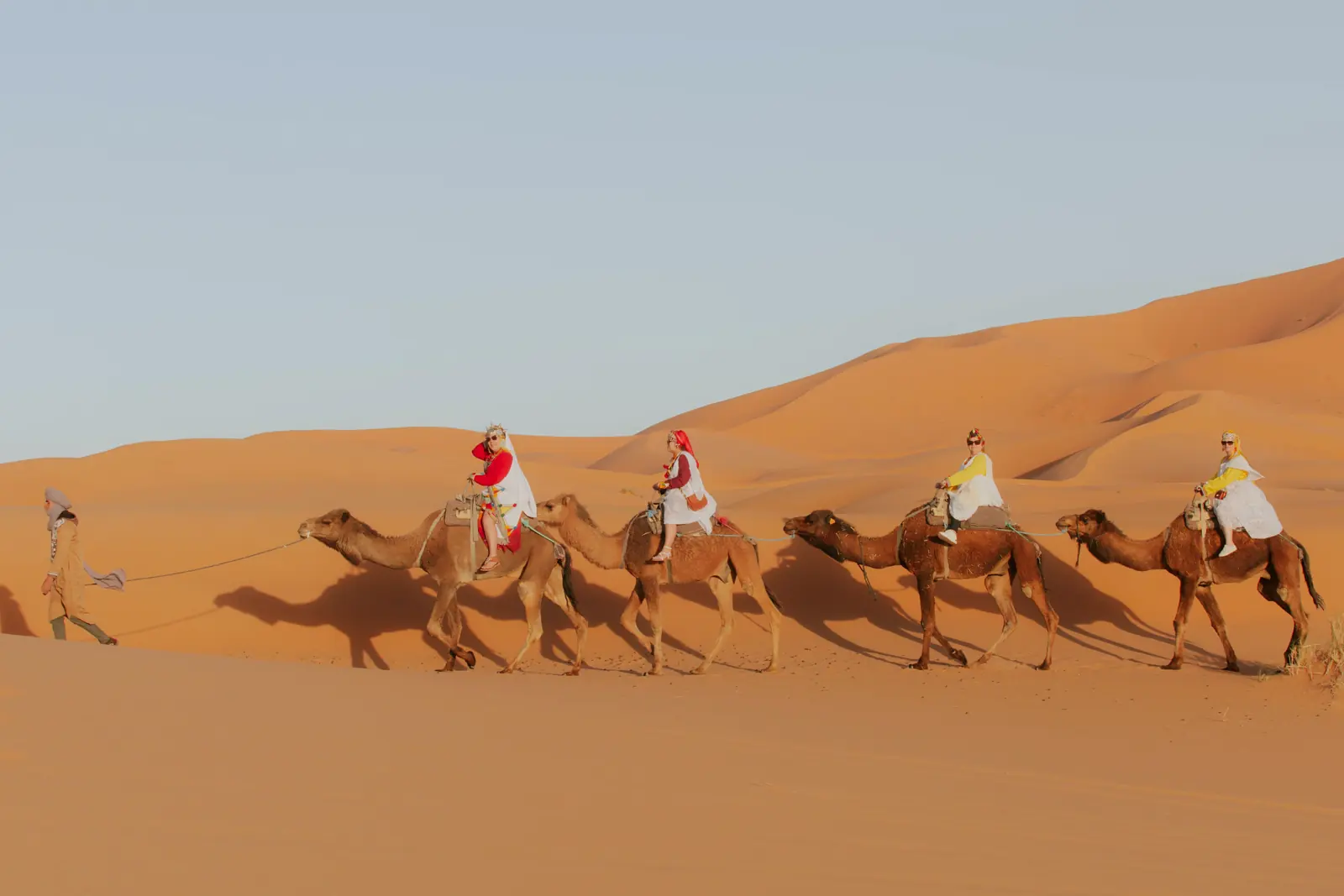 Tour de 6 Días de Casablanca a Marrakech: Ciudad Azul y Desierto